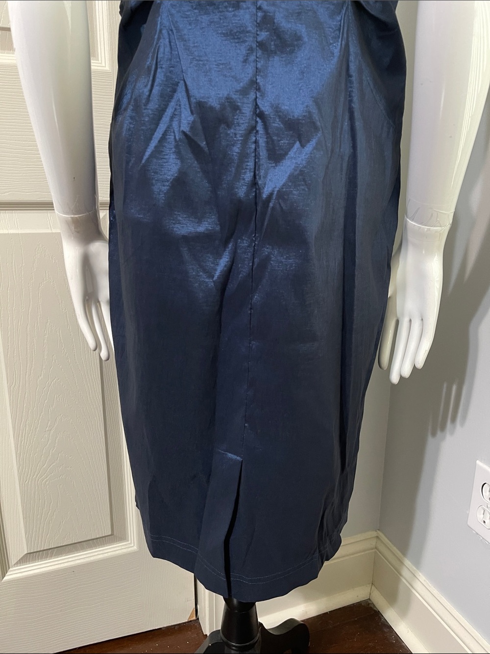 Adrianna Papell Blue Shimmer Sheath Cocktail Dress Ruched Split Neck. #0349 - Picture 11 of 15